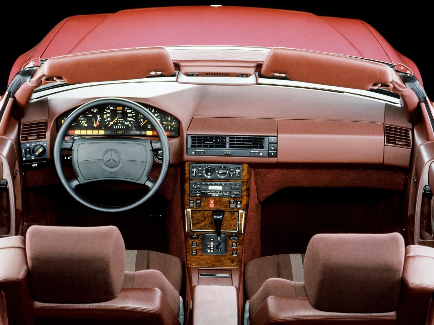 Mercede-Benz SL-class R129 Interior design