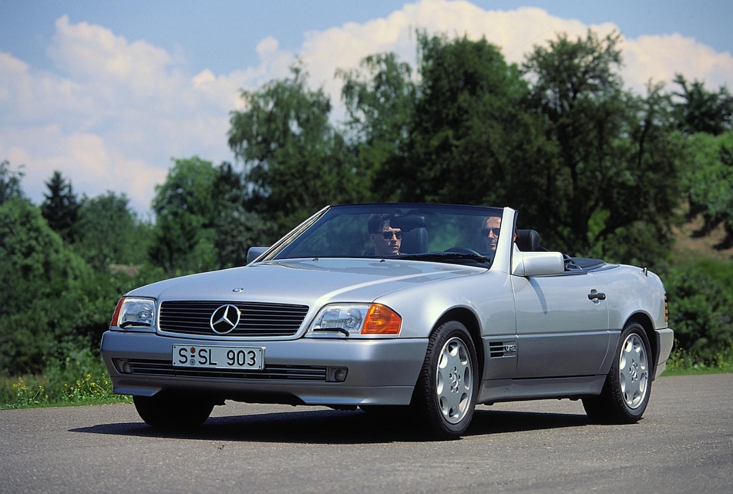 Mercede-Benz SL-class R129 Eterior styling grill